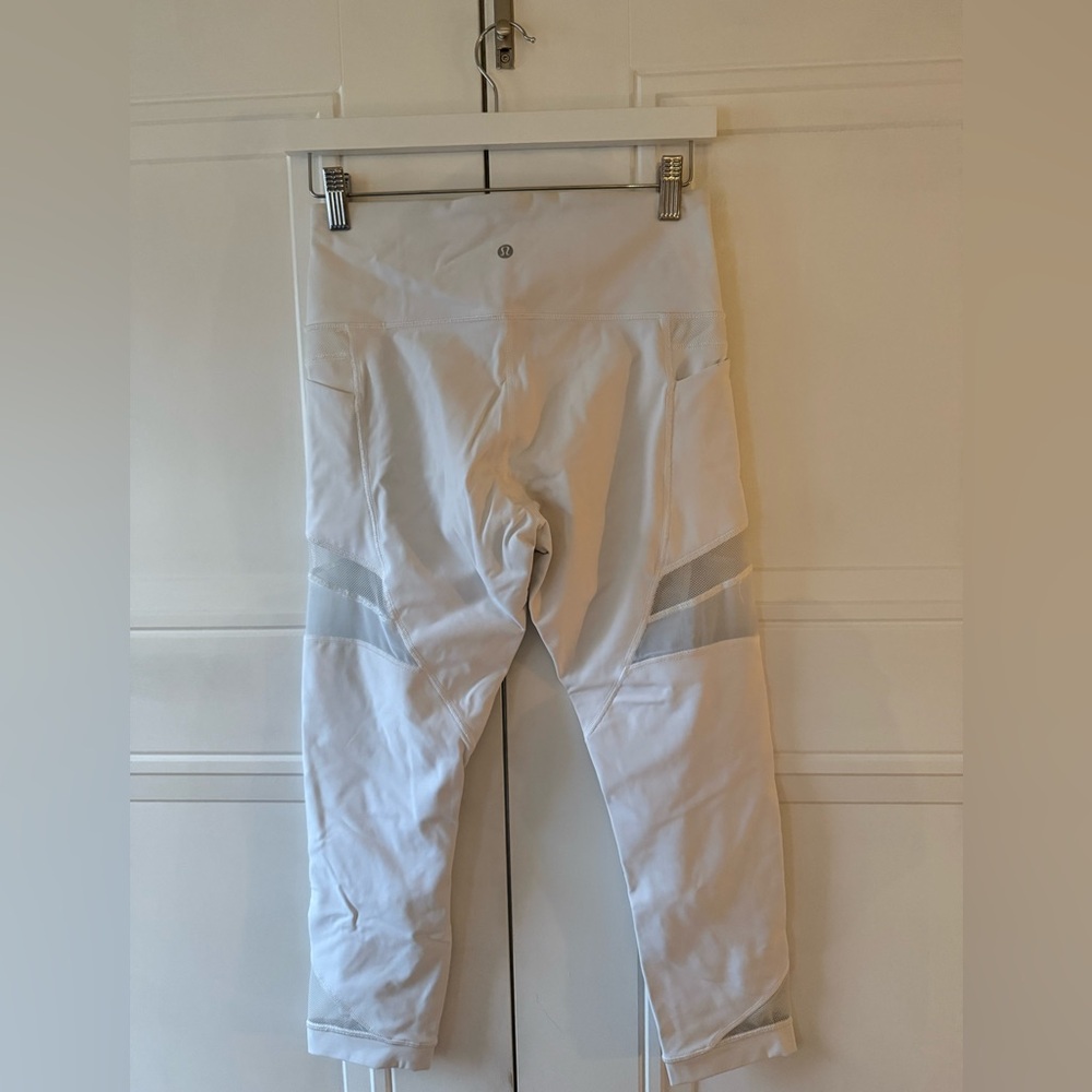 Lululemon Cropped Mesh White Leggings - Picture 2 of 3